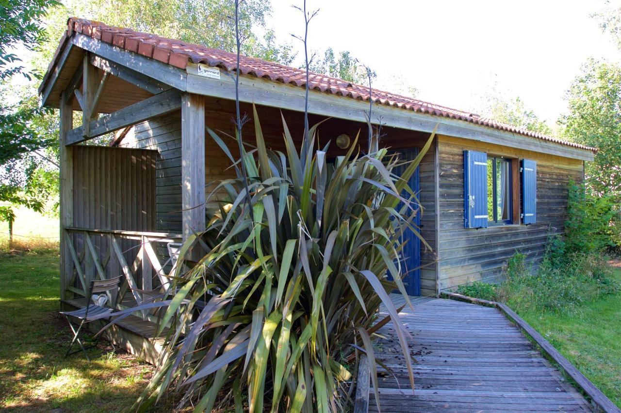 De La Chagnee Campsite Saint-Aubin-le-Cloud